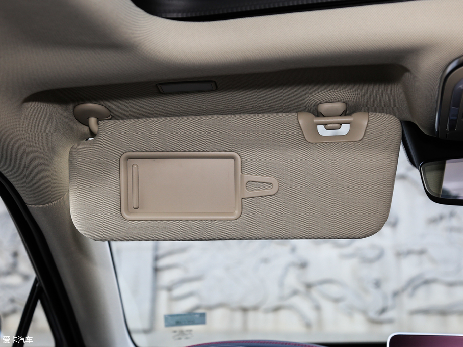 2018Դ DM 2.0T  7 V