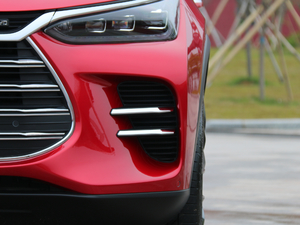 2018DM 2.0T  7 V ǰF