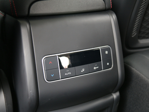 2018DM 2.0T (q)(lin)(chung) 7 V g