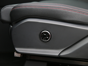 2018DM 2.0T (q)(lin)(chung) 7 V g