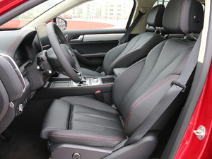 2018DM 2.0T  7 V {