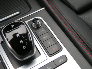 2018DM 2.0T  7 V п؅^