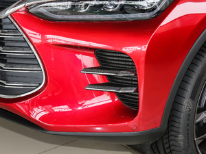 2018DM 2.0T  7 V ^