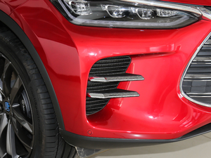 2018DM 2.0T  7 V ^