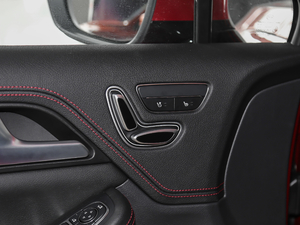 2018DM 2.0T  7 V {{