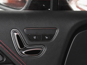 2018DM 2.0T  7 V g