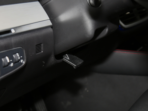 2018DM 2.0T  7 V g