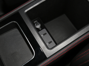 2018DM 2.0T (q)(lin)(chung) 7 V g