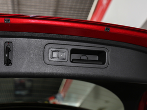 2018DM 2.0T (q)(lin)(chung) 7 V g