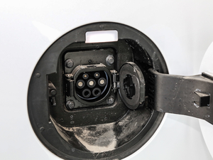 2018DM 2.0T  7 V ^