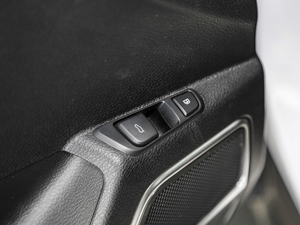 2018DM 2.0T (q)(lin)(chung) 7 V g