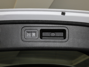 2018DM 2.0T (q)(lin)(chung) 7 V g