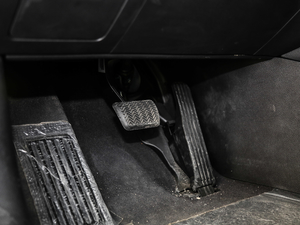 2018DM 2.0T  7 V п؅^