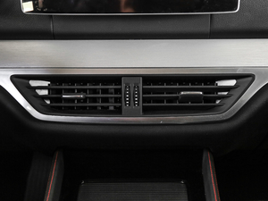 2018DM 2.0T  7 V {L