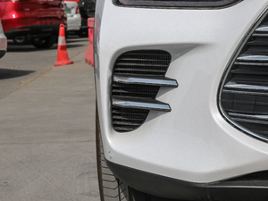 2018DM 2.0T I 7 V ^