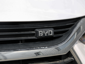 2018DM 2.0T I 7 V ^