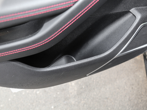 2018DM 2.0T I 7 V g