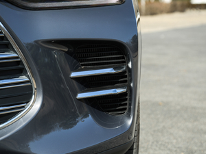 2018DM 2.0T  7 V ^