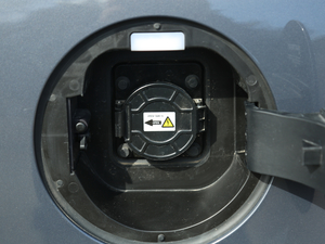 2018DM 2.0T  7 V ^