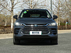 2018DM 2.0T  7 V ^