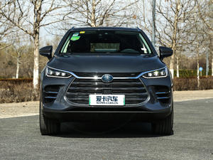 2018DM 2.0T  7 V ^