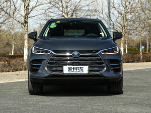 2018DM 2.0T  7 V ^