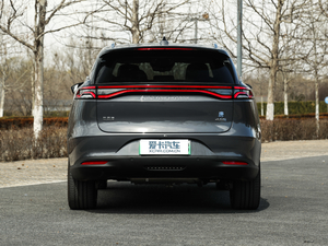 2018DM 2.0T  7 V ^