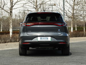 2018DM 2.0T  7 V ^