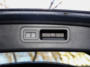 2018DM 2.0T (q)(lin)(chung) 7 V g