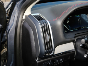 2018DM 2.0T  7 V g