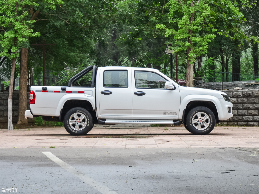 2015���U�T7 2.8T ���͸߉���܉������F�˜��S���