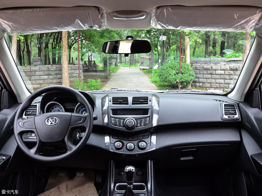 2015UT7 2.8T ͸߉܉F˜S