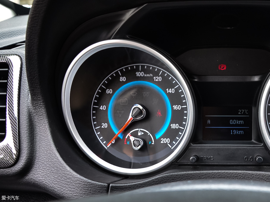 2015UT7 2.8T ͸߉܉F˜S