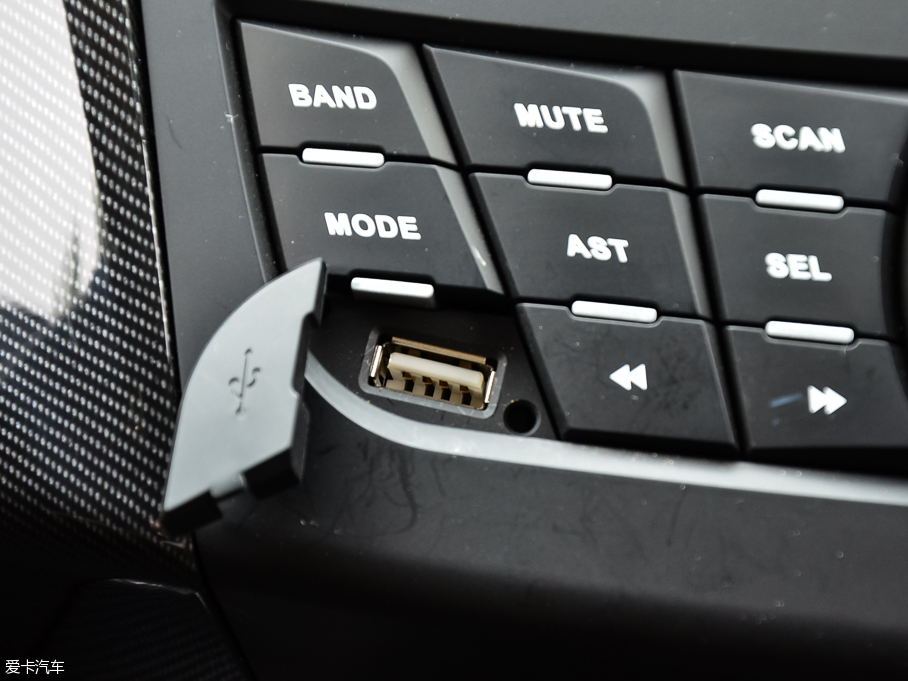 2015UT7 2.8T ͸߉܉F˜S