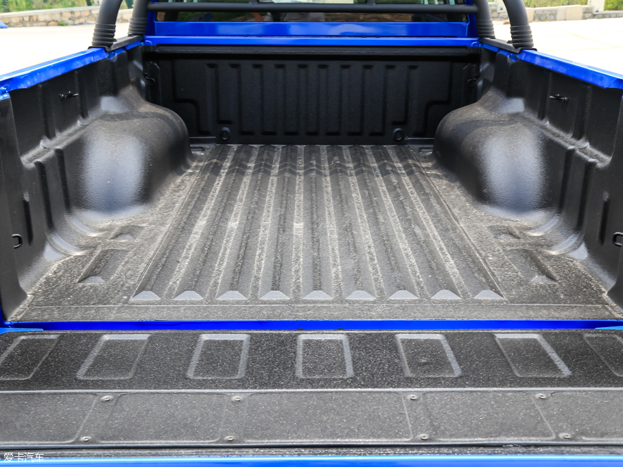 2015UT7 2.8T ͸߉܉(q)FL(zhng)S