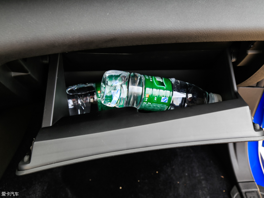 2015UT7 2.8T ͸߉܉(q)FLS