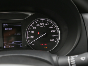 20211.8T (q)Ӣ п؅^(q)