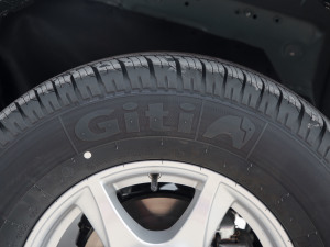 20212.4L 򌄓I  ݆̥Ʒ