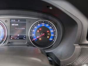 20212.4L 򌄓I  п؅^