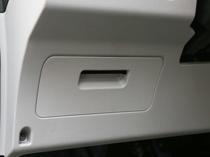 2016款1.5L 手动标准型 7座 空间座椅