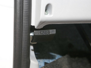2016款1.5L 手动标准型 7座 空间座椅
