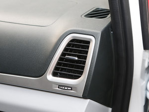 2016款1.5L 手动标准型 7座 空间座椅