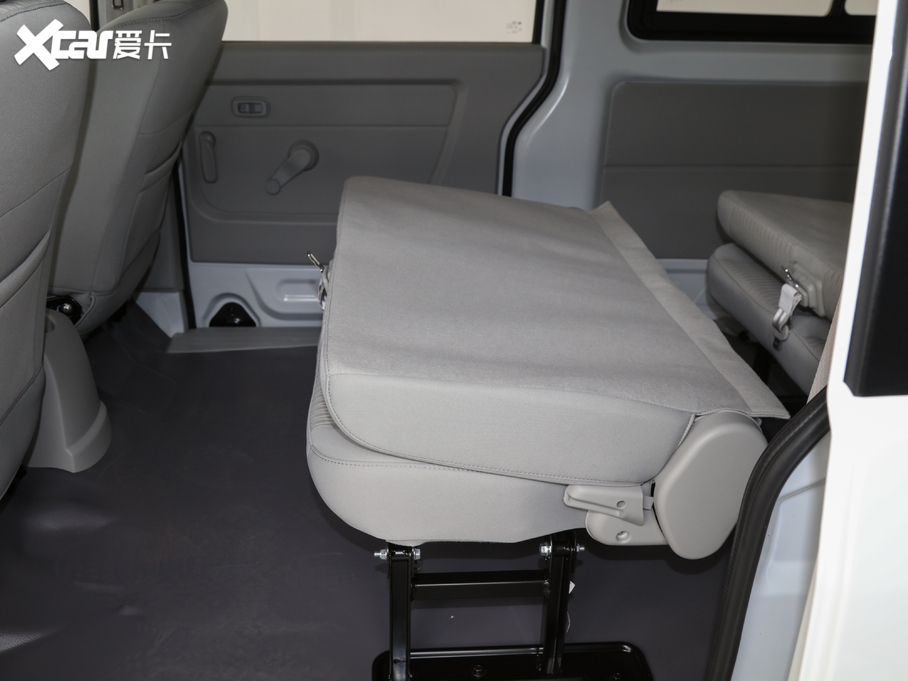 2021��{S 1.6L ؔ��������{���܇ ��VI