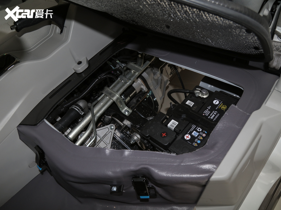 2021��{S 1.6L ؔ��������{���܇ ��VI