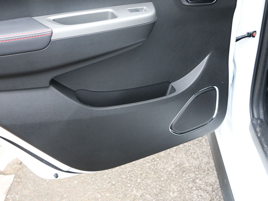 2016���750 1.5L �ք�e�Ӱ�