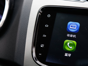2016款1.5L 手动e动版 中控区