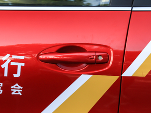 2019SCe200 ԄӃ V {T