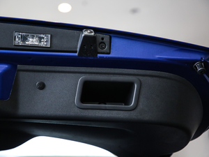 2019SCe200 ԄӃ VI g