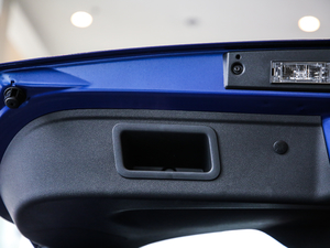 2019SCe200 ԄӃ VI g