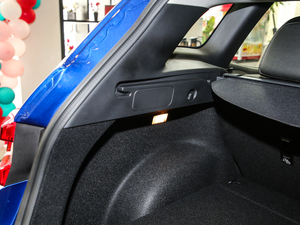 2019SCe200 ԄӃ VI g